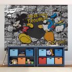 Przedszkole z fototapetą na ścianie przedstawiającą Kaczora Donalda i Myszkę Miki